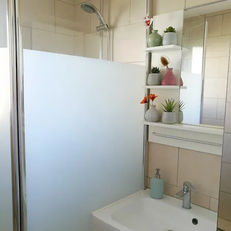 Spacieux 90m2 4 Chambres, Proche Mer, Climatisation, Confort 公寓 *