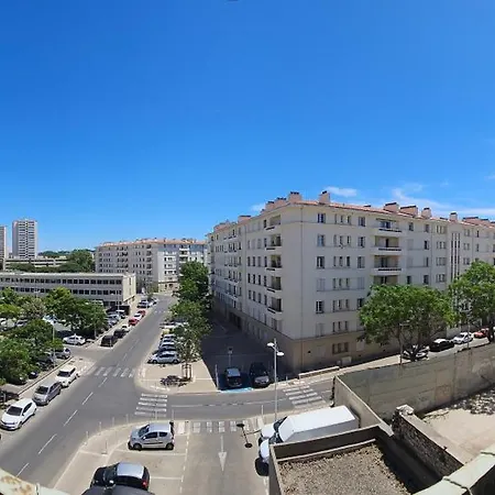 Spacieux 90m2 4 Chambres, Proche Mer, Climatisation, Confort * 土伦