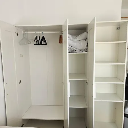 En Colocation Fille, Proche Mer, Climatisation Daire Toulon