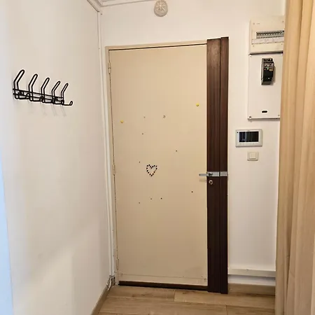 Spacieux 90m2 4 Chambres, Proche Mer, Climatisation, Confort *