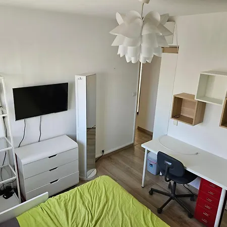 Spacieux 90m2 4 Chambres, Proche Mer, Climatisation, Confort