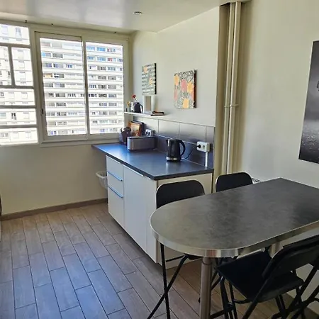 Spacieux Appartement 90M2 4 Chambres, Climatise Proche Mer, Climatisation, Tout Confort Tulon