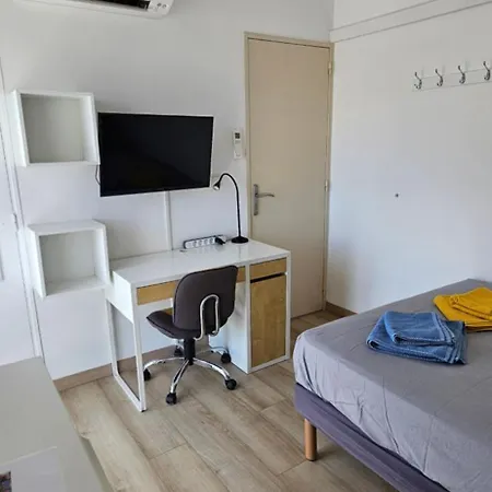 Apartament Spacieux Appartement 90M2 4 Chambres, Climatise Proche Mer, Climatisation, Tout Confort