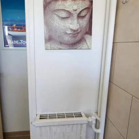 Spacieux Appartement 90M2 4 Chambres, Climatise Proche Mer, Climatisation, Tout Confort Apartament